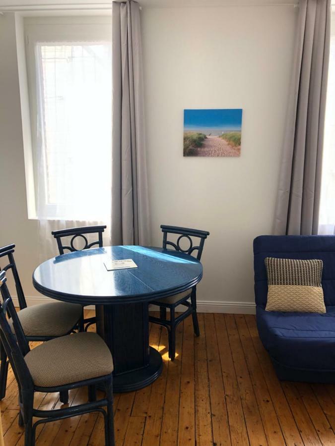 A 2 Minutes De La 5 Places Apartment *