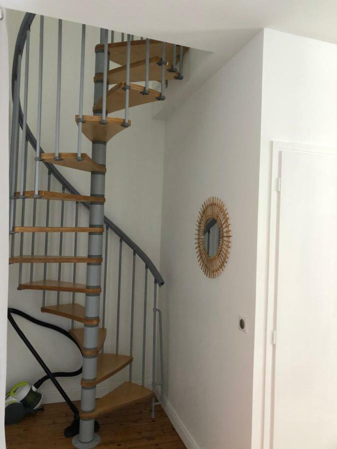 à 2 Minutes De La 5 Places Appartement *